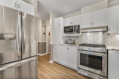 Photo 6 at 16 - 32 Innesbrook Court, Stittsville (Central), Stittsville