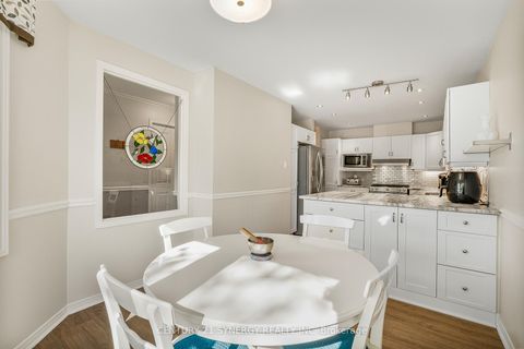 Photo 9 at 16 - 32 Innesbrook Court, Stittsville (Central), Stittsville