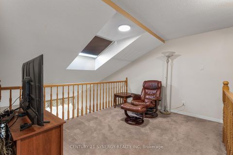 Photo 23 at 16 - 32 Innesbrook Court, Stittsville (Central), Stittsville