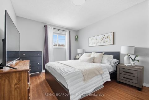 Photo 8 at 32 Provost Street, Perth