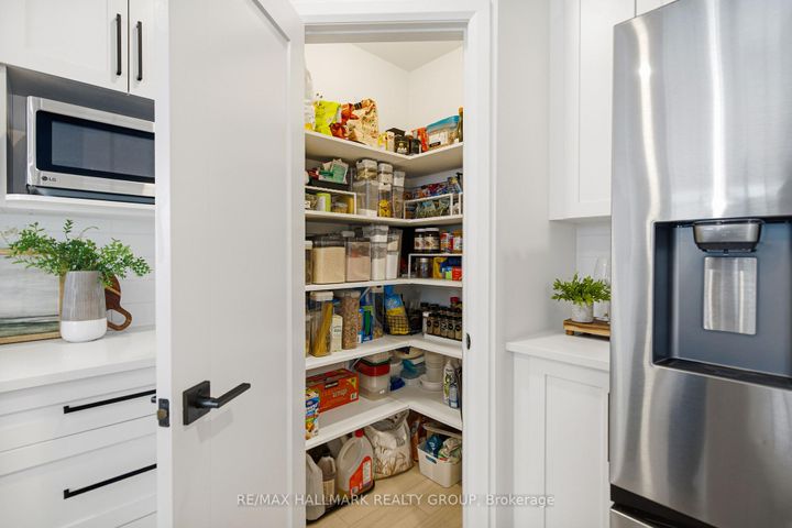 Photo 4 at 120 Lynn Coulter Street, Nepean (Half Moon Bay), Ottawa