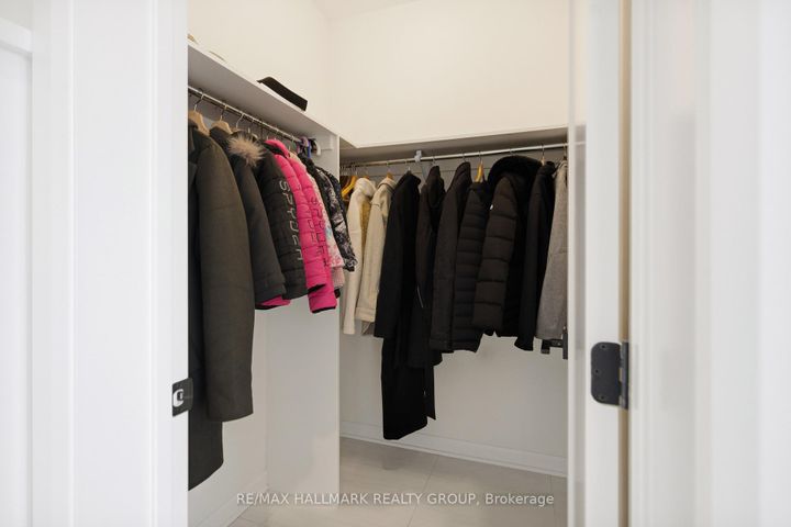 Photo 13 at 120 Lynn Coulter Street, Nepean (Half Moon Bay), Ottawa