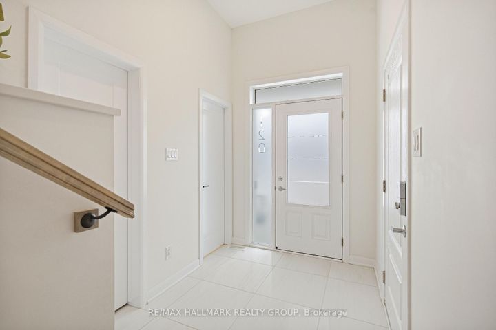 Photo 14 at 120 Lynn Coulter Street, Nepean (Half Moon Bay), Ottawa