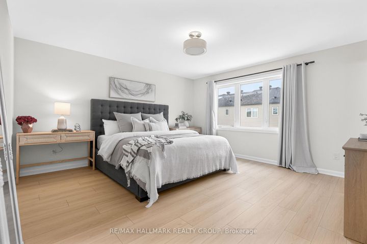 Photo 18 at 120 Lynn Coulter Street, Nepean (Half Moon Bay), Ottawa