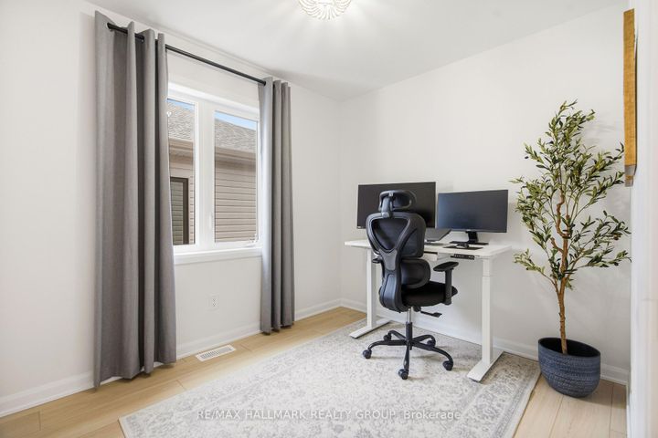 Photo 22 at 120 Lynn Coulter Street, Nepean (Half Moon Bay), Ottawa