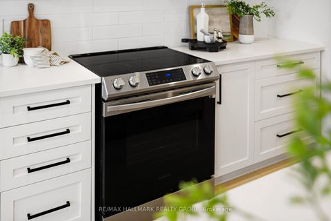 Photo 3 at 120 Lynn Coulter Street, Nepean (Half Moon Bay), Ottawa