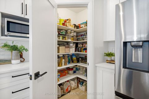 Photo 4 at 120 Lynn Coulter Street, Nepean (Half Moon Bay), Ottawa