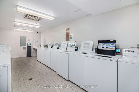 Photo 22 at 1204 - 475 Laurier Avenue W, Ottawa Centre