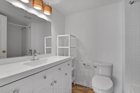 Photo 18 at 1701 - 470 Laurier Avenue W, Ottawa Centre