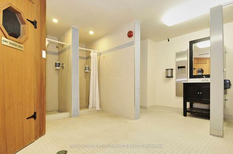 Photo 31 at 1701 - 470 Laurier Avenue W, Ottawa Centre