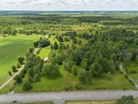 Photo 9 at 3117 Torwood Drive, Dunrobin Shores, Constance Bay