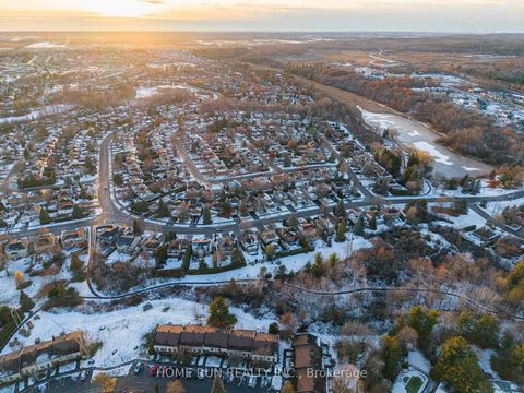 Photo 2 at 224 WALDEN Drive, Beaverbrook, Kanata