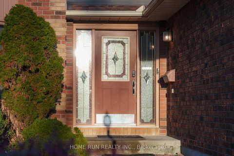 Photo 6 at 224 WALDEN Drive, Beaverbrook, Kanata