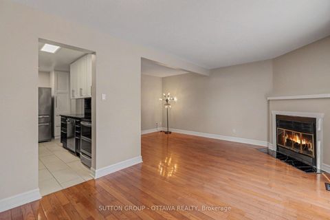 Photo 9 at 1634 Cheevers Crescent, Fallingbrook/Pineridge, Orleans