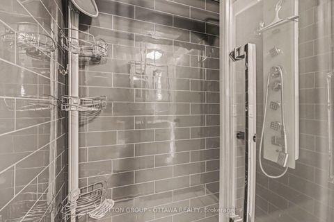 Photo 20 at 1634 Cheevers Crescent, Fallingbrook/Pineridge, Orleans