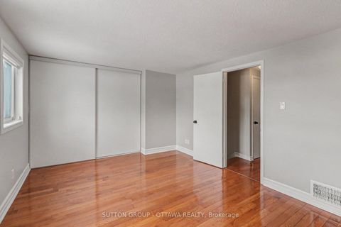 Photo 21 at 1634 Cheevers Crescent, Fallingbrook/Pineridge, Orleans