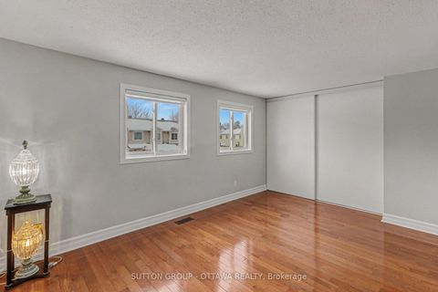 Photo 22 at 1634 Cheevers Crescent, Fallingbrook/Pineridge, Orleans