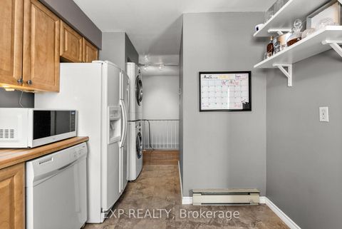 Photo 7 at 4 - 260 Fenerty Court, Katimavik, Kanata