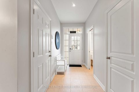 Photo 2 at 246 Tandalee Crescent, Emerald Meadows/Trailwest, Kanata