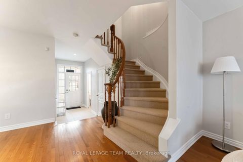 Photo 14 at 246 Tandalee Crescent, Emerald Meadows/Trailwest, Kanata