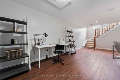 Photo 28 at 246 Tandalee Crescent, Emerald Meadows/Trailwest, Kanata