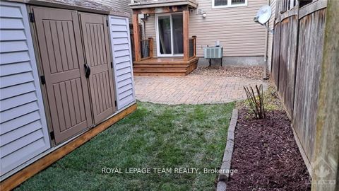 Photo 30 at 246 Tandalee Crescent, Emerald Meadows/Trailwest, Kanata