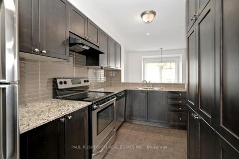 Photo 8 at 501 Coldwater Crescent, Emerald Meadows/Trailwest, Kanata