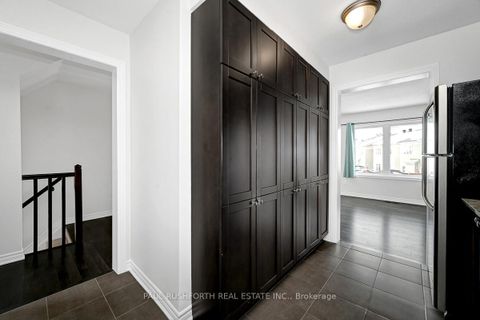 Photo 13 at 501 Coldwater Crescent, Emerald Meadows/Trailwest, Kanata