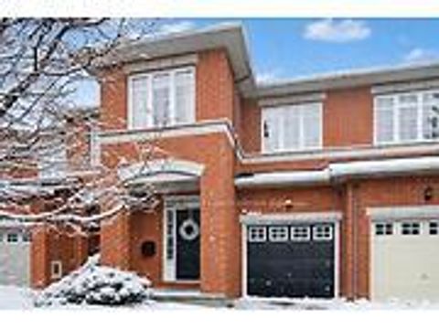 Photo 1 at 135 Gatespark Private, Kanata Lakes/Heritage Hills, Kanata
