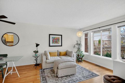 Photo 11 at 135 Gatespark Private, Kanata Lakes/Heritage Hills, Kanata