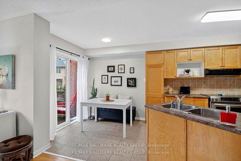 Photo 14 at 135 Gatespark Private, Kanata Lakes/Heritage Hills, Kanata