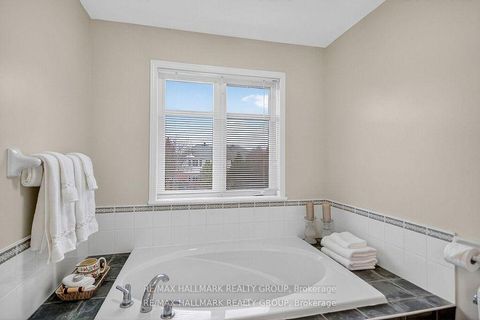 Photo 27 at 135 Gatespark Private, Kanata Lakes/Heritage Hills, Kanata