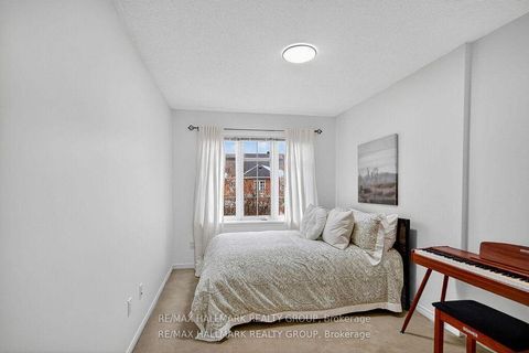 Photo 29 at 135 Gatespark Private, Kanata Lakes/Heritage Hills, Kanata