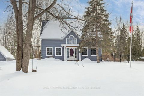 Photo 2 at 3125 Torwood Drive, Dunrobin Shores, Constance Bay