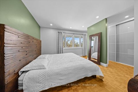 Photo 18 at 7 Gagnon Court, Beaverbrook, Kanata