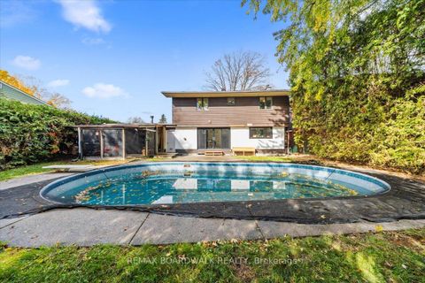 Photo 36 at 7 Gagnon Court, Beaverbrook, Kanata