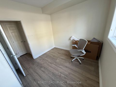 Photo 15 at 4 - 175 Water Bridge Drive, Nepean (Barrhaven East), Ottawa