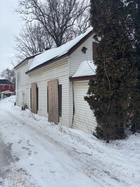 Photo 2 at 25 Montague Street, SMITHS FALLS, Smiths Falls
