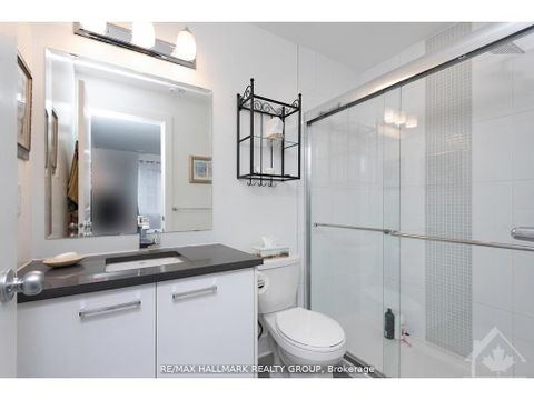 Photo 14 at 10 - 340 TRIBECA Private, Nepean (Longfields), Ottawa