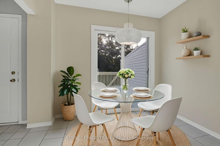 Photo 9 at 89 Thornbury Crescent, Nepean (Centrepointe), Ottawa