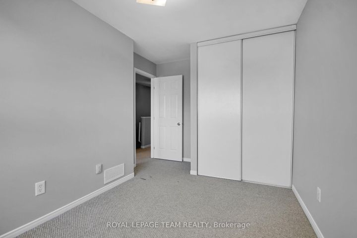 Photo 27 at 89 Thornbury Crescent, Nepean (Centrepointe), Ottawa