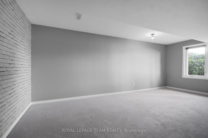 Photo 32 at 89 Thornbury Crescent, Nepean (Centrepointe), Ottawa