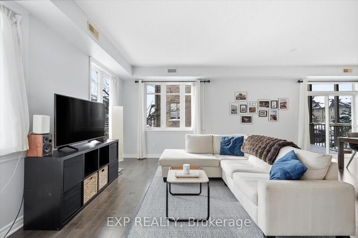 Photo 6 at 194 Hornchurch Lane, Nepean (Longfields), Ottawa