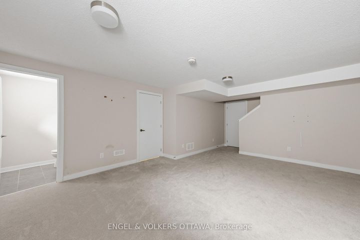 Photo 29 at 302 Canadensis Lane, Nepean (Half Moon Bay), Ottawa