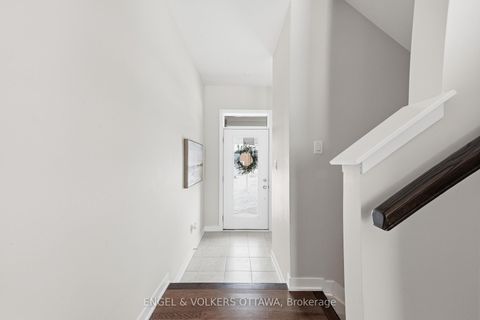 Photo 3 at 302 Canadensis Lane, Nepean (Half Moon Bay), Ottawa