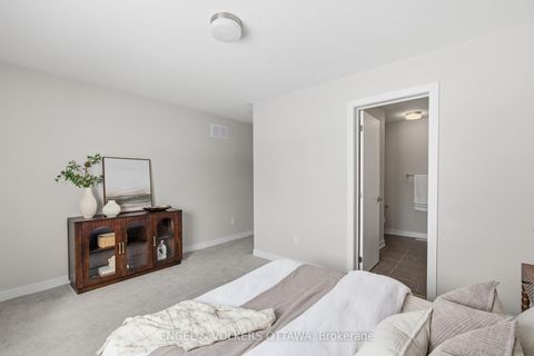 Photo 22 at 302 Canadensis Lane, Nepean (Half Moon Bay), Ottawa
