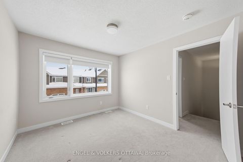 Photo 25 at 302 Canadensis Lane, Nepean (Half Moon Bay), Ottawa