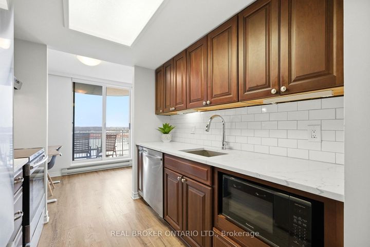 Photo 14 at 703 - 100 Grant Carman Drive, Nepean (Borden Farm/Stewart Farm/Carleton Heights/Parkwood Hills), Ottawa