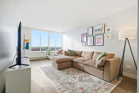 Photo 3 at 703 - 100 Grant Carman Drive, Nepean (Borden Farm/Stewart Farm/Carleton Heights/Parkwood Hills), Ottawa