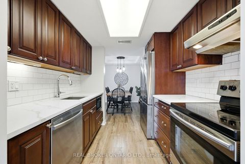 Photo 15 at 703 - 100 Grant Carman Drive, Nepean (Borden Farm/Stewart Farm/Carleton Heights/Parkwood Hills), Ottawa